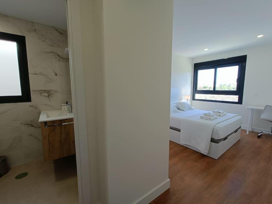 Nuevo Atico Toyo. Vistas Al Mar, Terraza, Solarium, Piscina, A/A, Wifi Y Garaje El Toyo Exterior foto